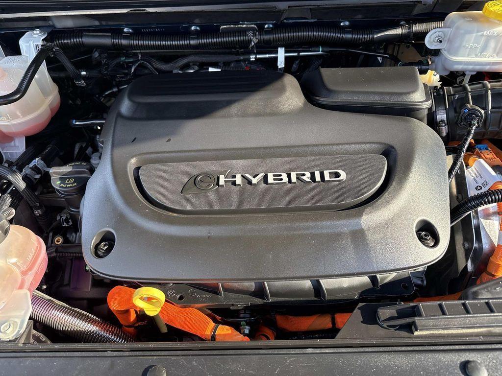 used 2022 Chrysler Pacifica Hybrid car, priced at $23,547