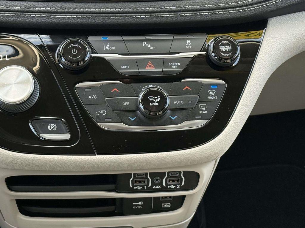 used 2022 Chrysler Pacifica Hybrid car, priced at $23,547