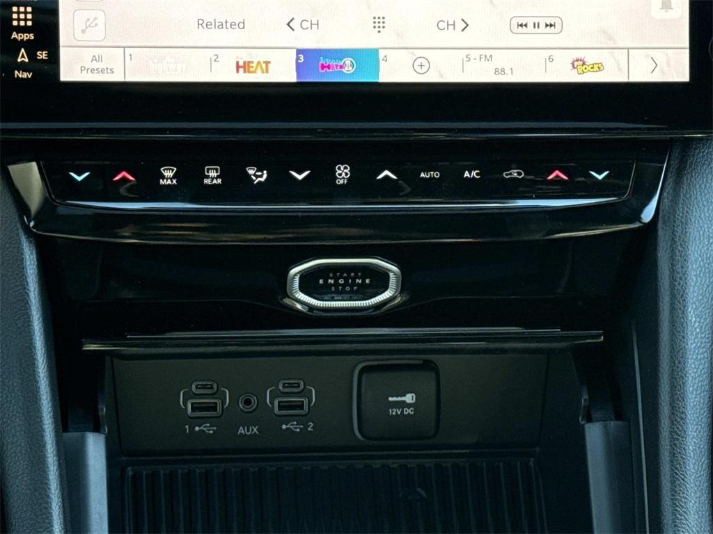 new 2026 Jeep Grand Cherokee car, priced at $42,862