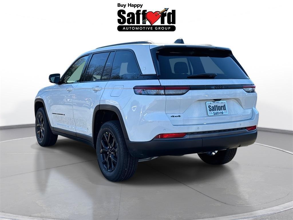 new 2026 Jeep Grand Cherokee car, priced at $42,862