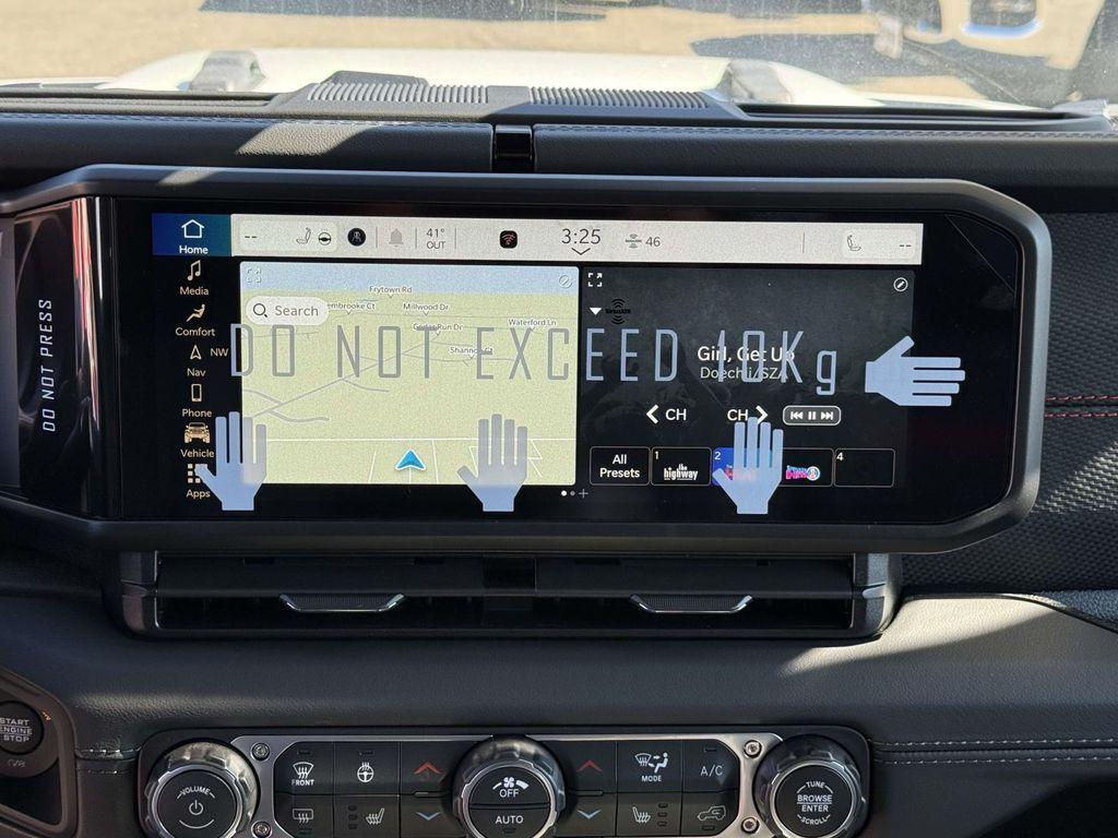 new 2026 Jeep Gladiator car, priced at $58,680