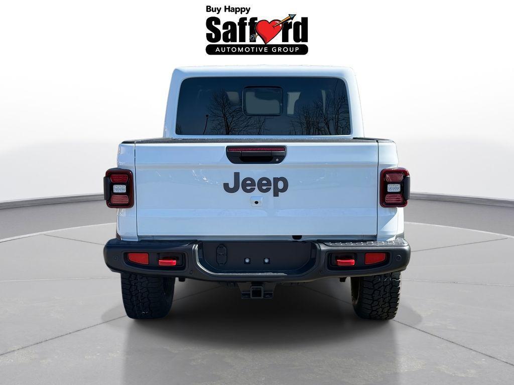 new 2026 Jeep Gladiator car, priced at $58,680