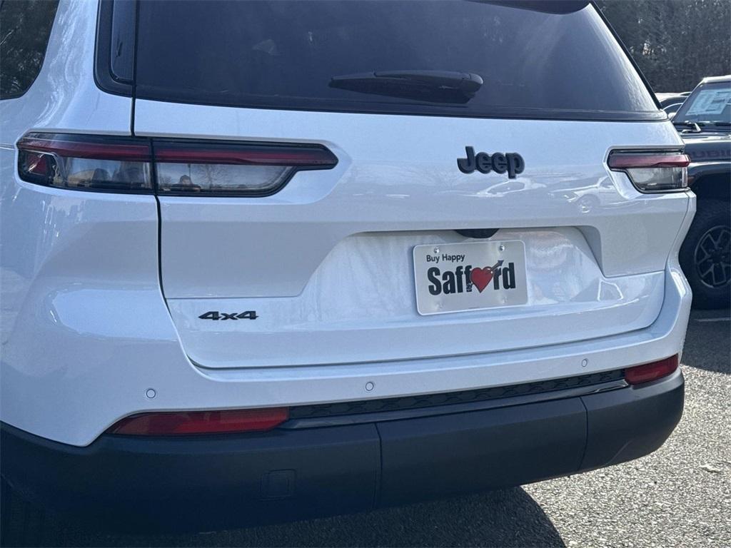 new 2025 Jeep Grand Cherokee L car, priced at $52,055