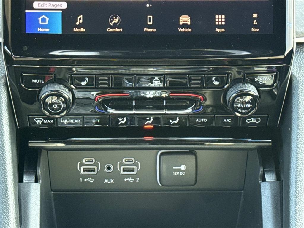 new 2025 Jeep Grand Cherokee L car, priced at $52,055