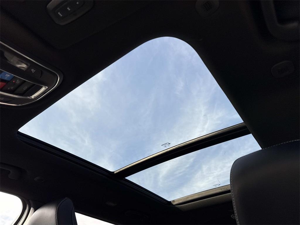 new 2025 Jeep Grand Cherokee L car, priced at $52,055