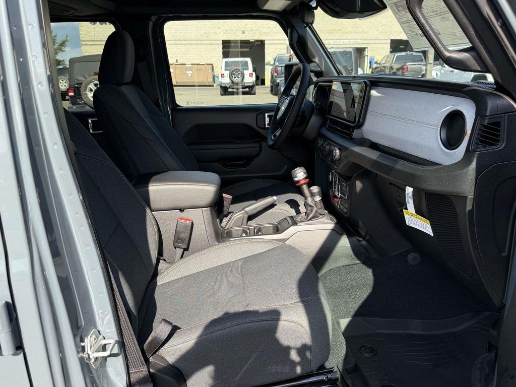 new 2026 Jeep Wrangler car, priced at $46,592