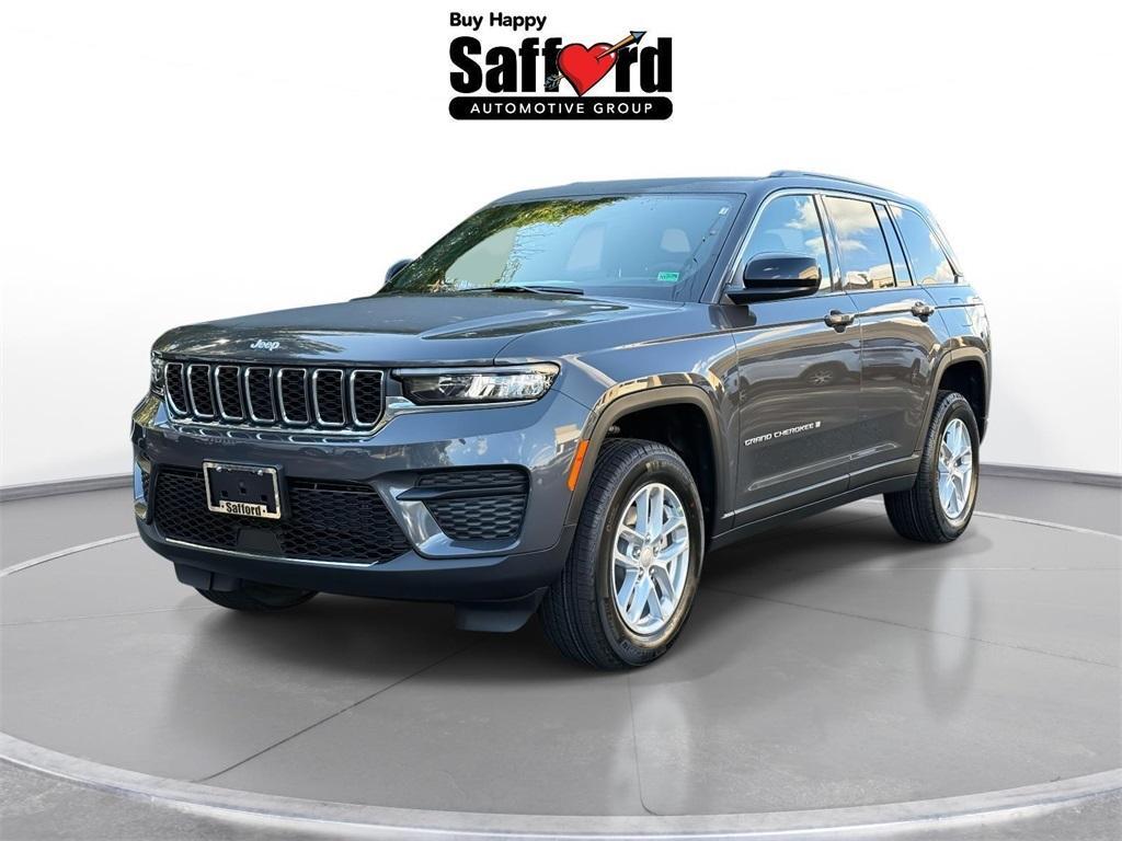 new 2025 Jeep Grand Cherokee car, priced at $37,153