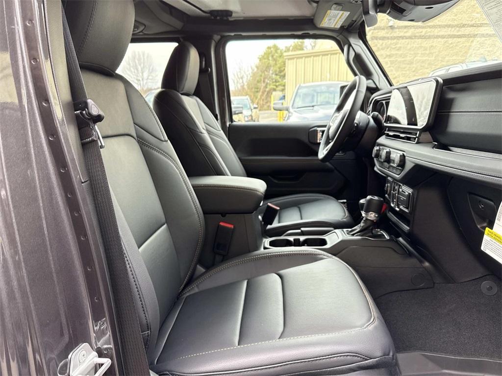 new 2026 Jeep Wrangler car, priced at $50,953