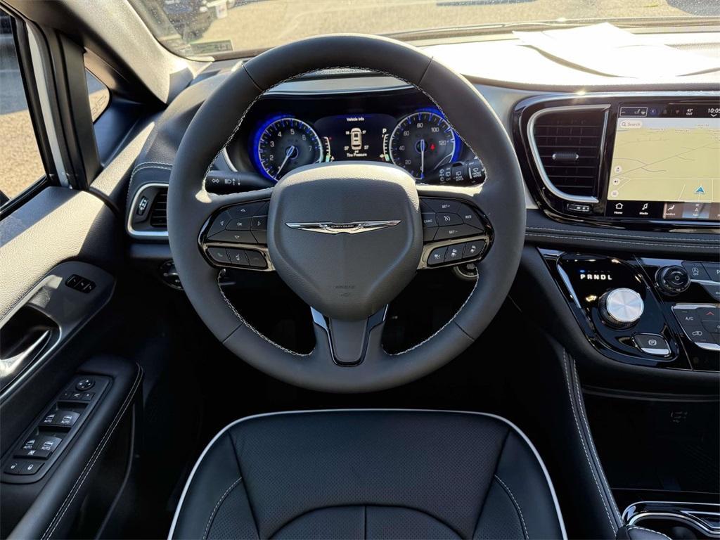 new 2026 Chrysler Pacifica car, priced at $46,657