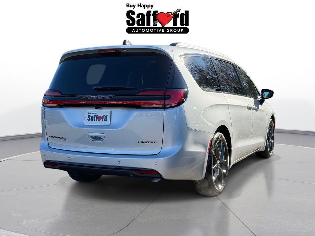 new 2026 Chrysler Pacifica car, priced at $48,157