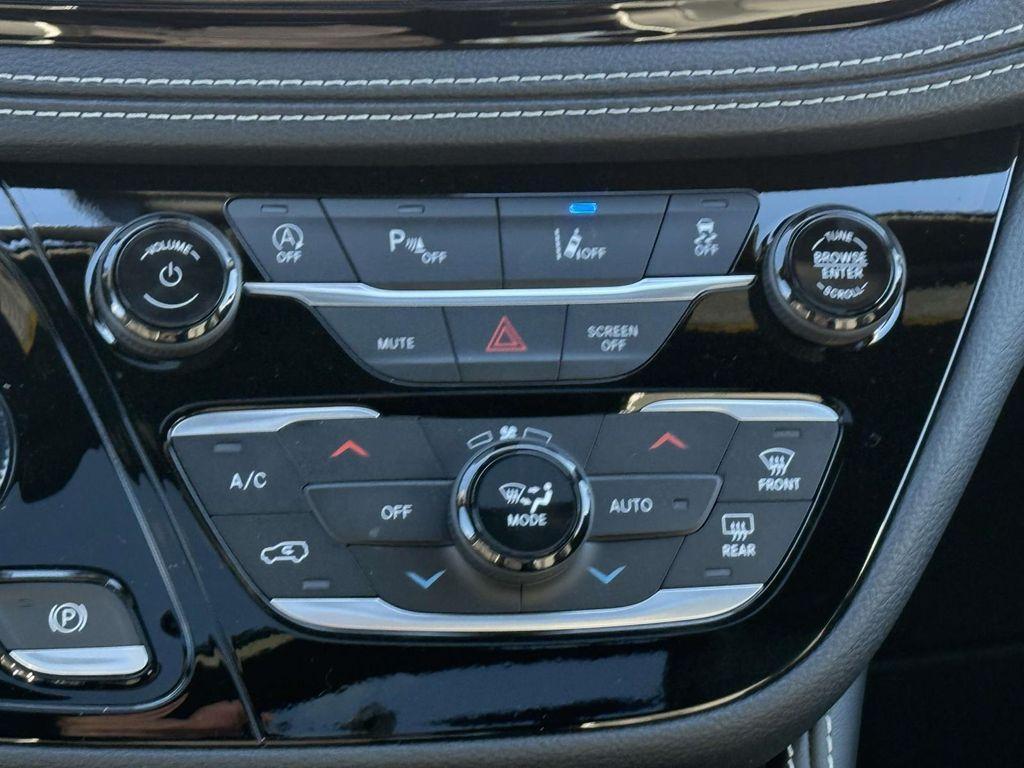 new 2026 Chrysler Pacifica car, priced at $48,157