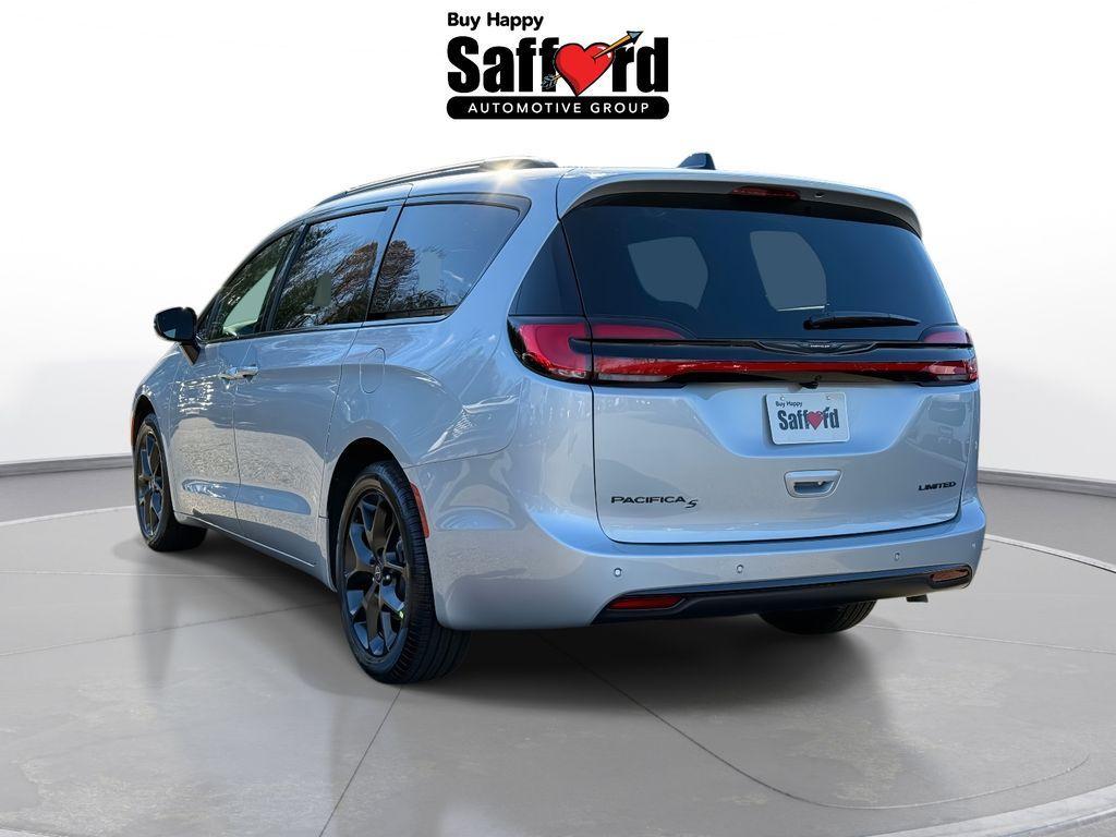 new 2026 Chrysler Pacifica car, priced at $48,157