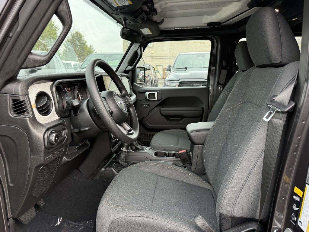 new 2026 Jeep Wrangler car, priced at $43,868