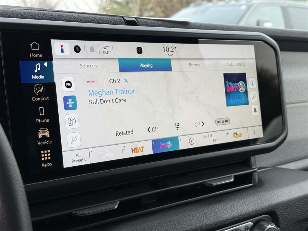 new 2026 Jeep Wrangler car, priced at $39,370