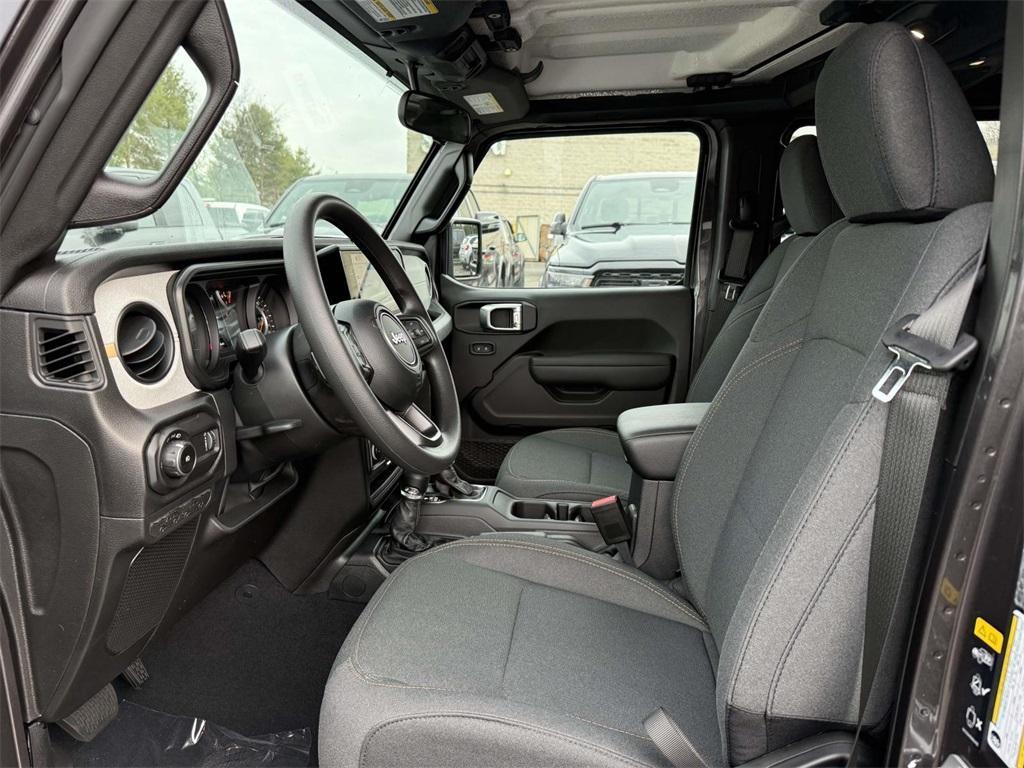 new 2026 Jeep Wrangler car, priced at $39,370