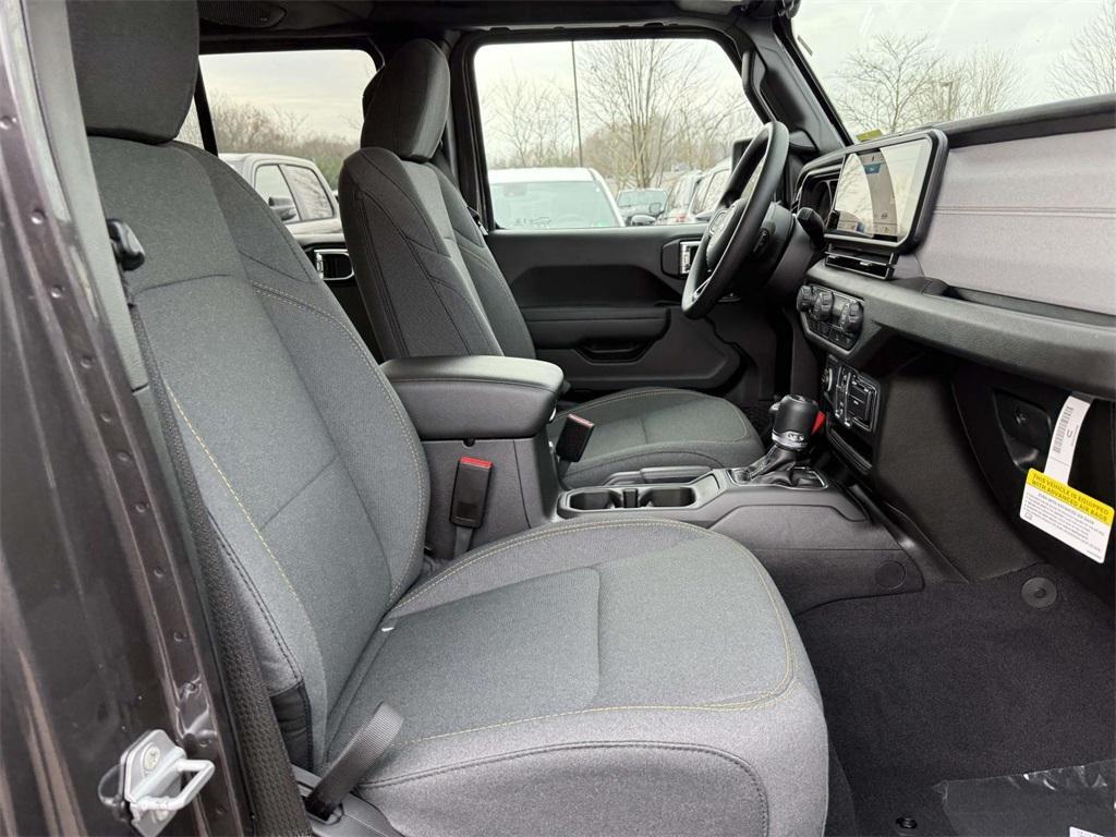 new 2026 Jeep Wrangler car, priced at $39,370