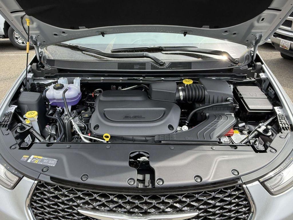 new 2026 Chrysler Pacifica car, priced at $42,432
