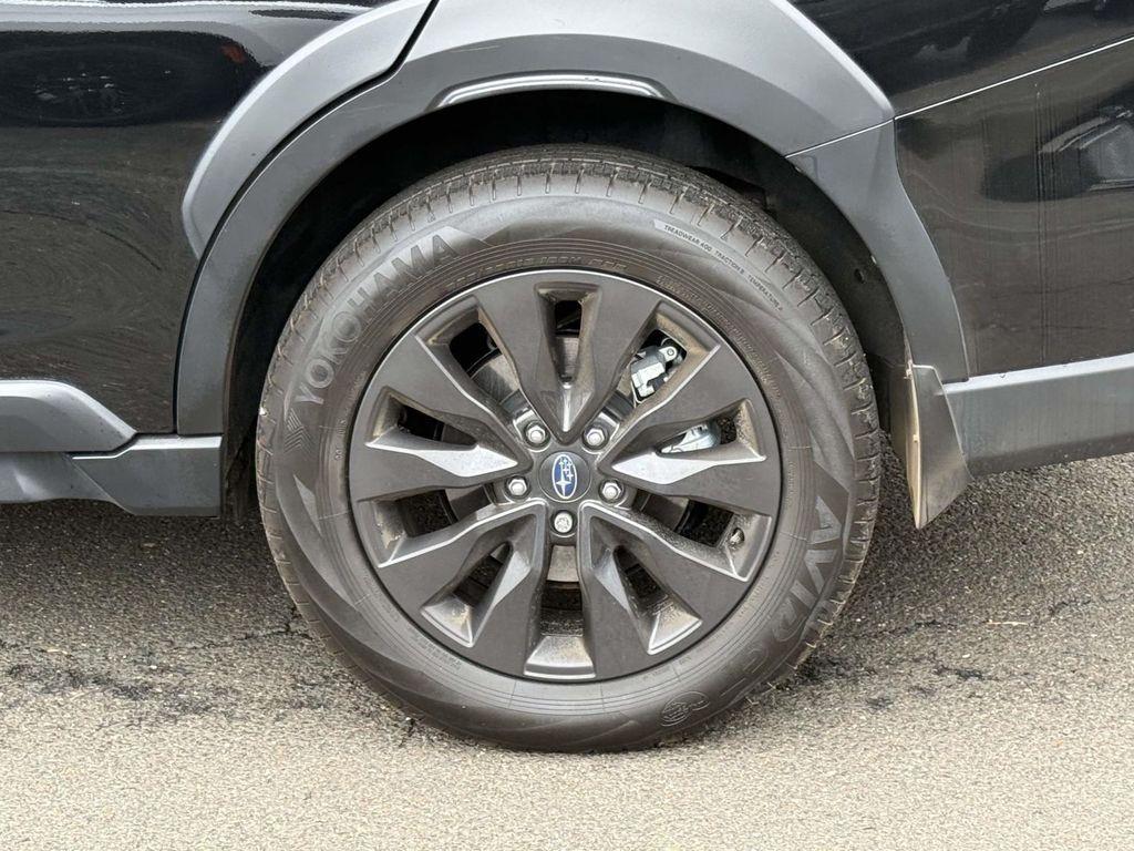 used 2025 Subaru Outback car, priced at $35,500