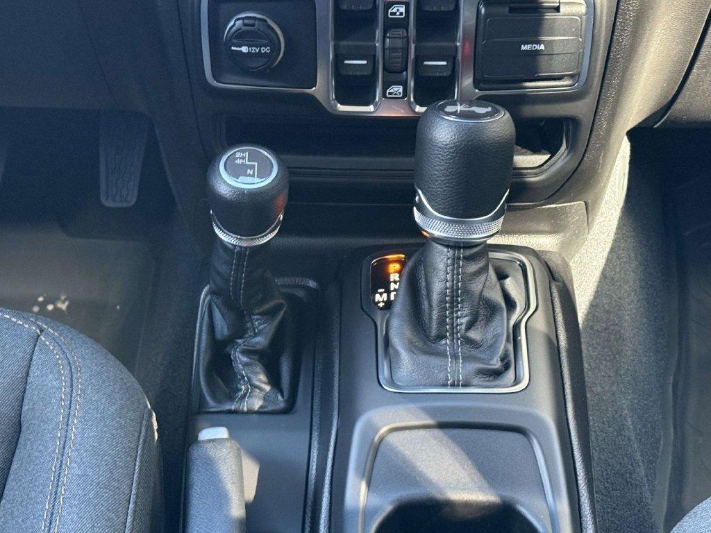 new 2026 Jeep Wrangler car, priced at $40,521
