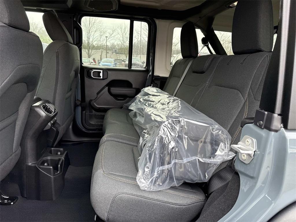 new 2026 Jeep Wrangler car, priced at $44,370