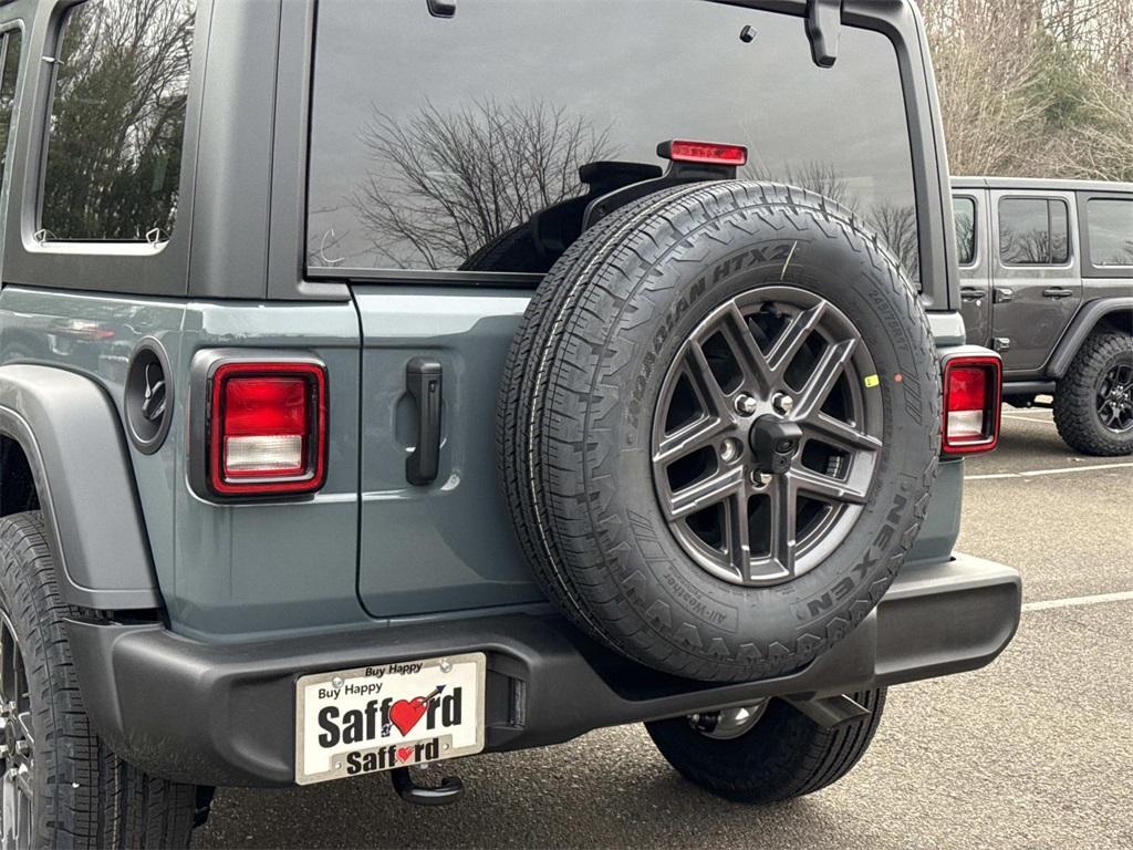new 2026 Jeep Wrangler car, priced at $44,370
