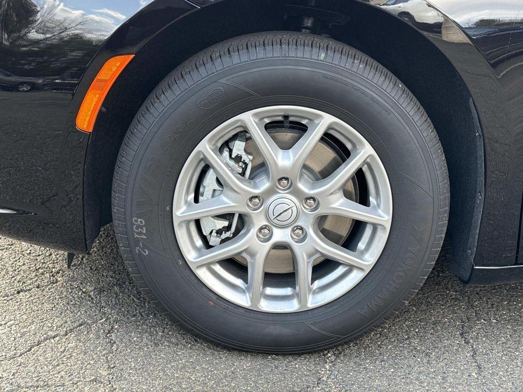 new 2026 Chrysler Pacifica car, priced at $37,441