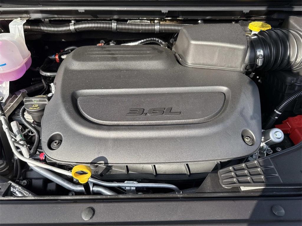 new 2026 Chrysler Pacifica car, priced at $37,941