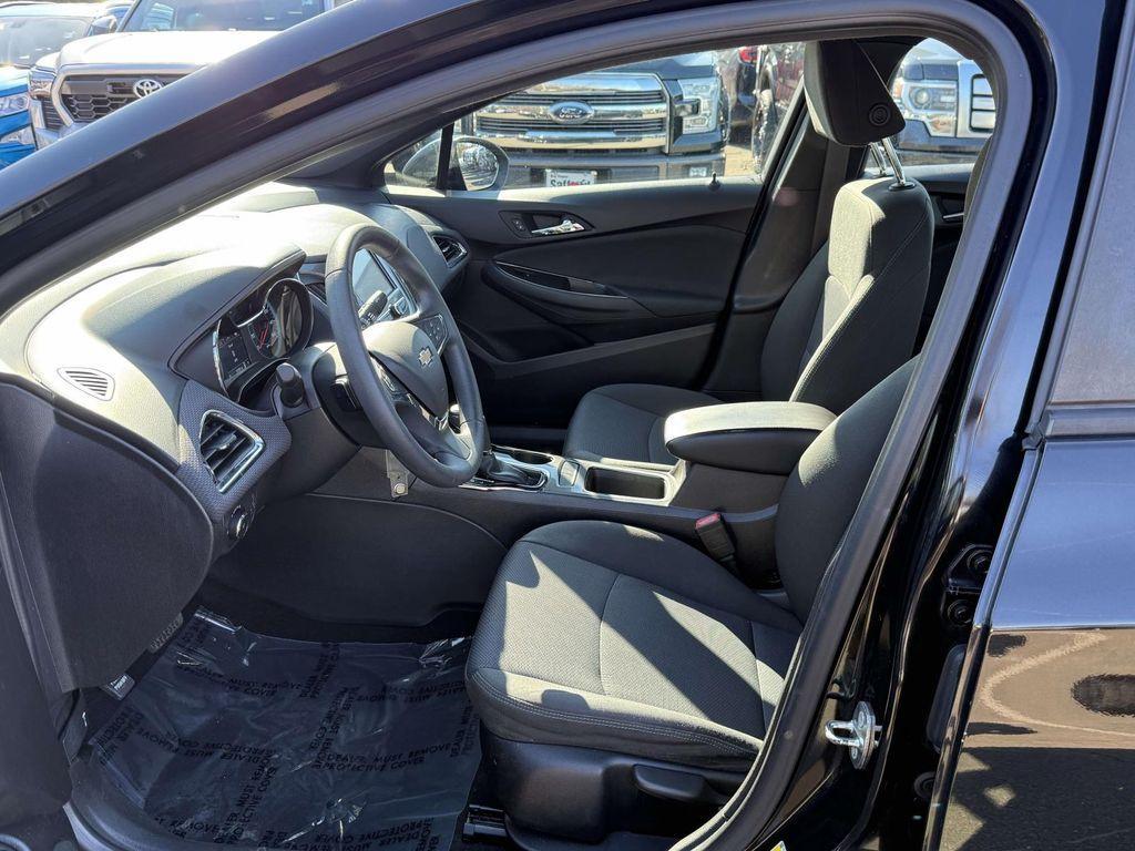 used 2018 Chevrolet Cruze car, priced at $10,000