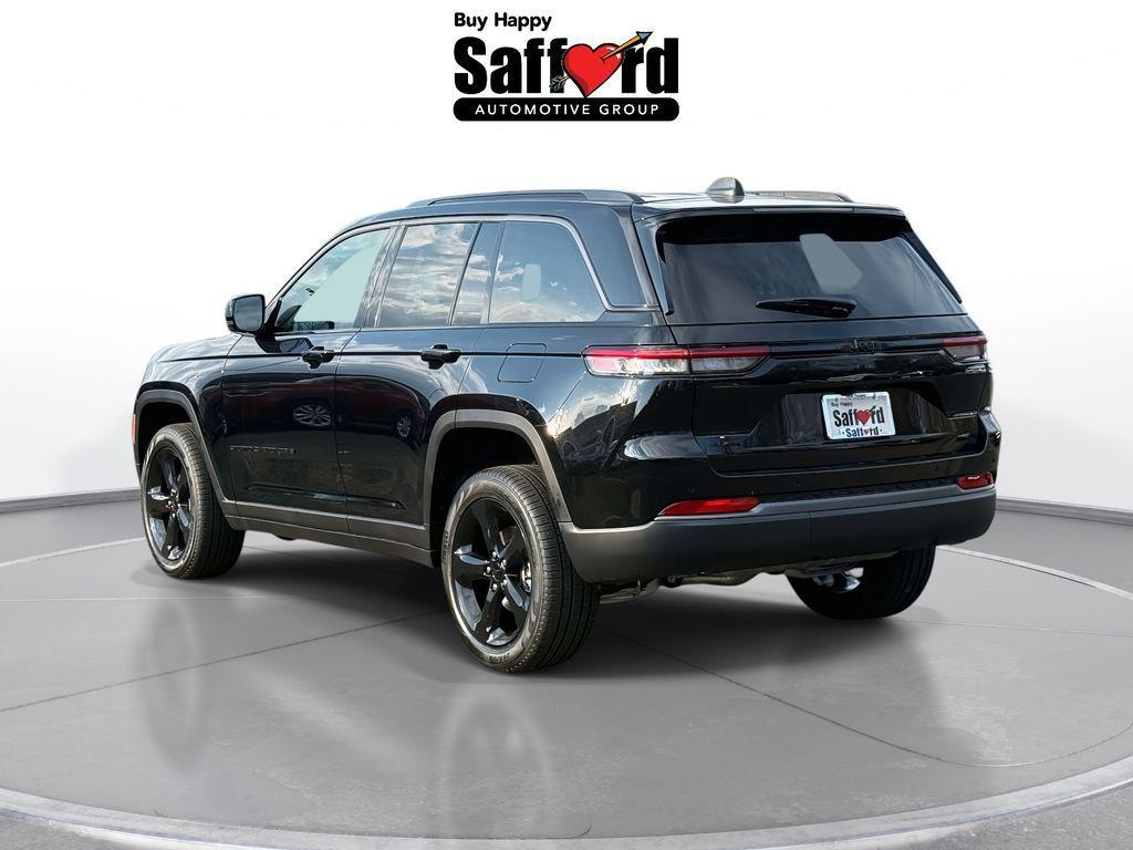 new 2026 Jeep Grand Cherokee car, priced at $44,181