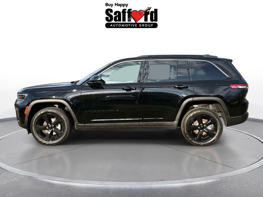 new 2026 Jeep Grand Cherokee car, priced at $44,181