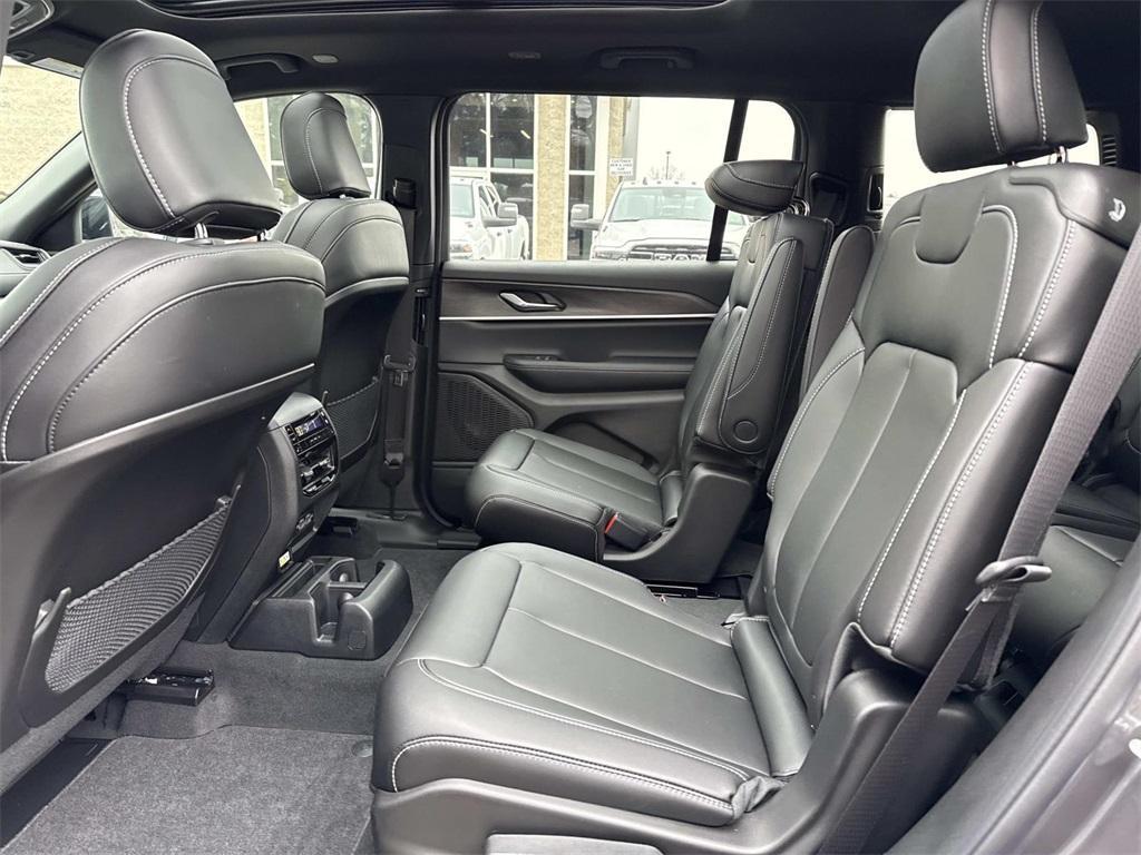 new 2025 Jeep Grand Cherokee L car, priced at $45,130