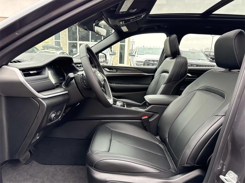 new 2025 Jeep Grand Cherokee L car, priced at $45,130