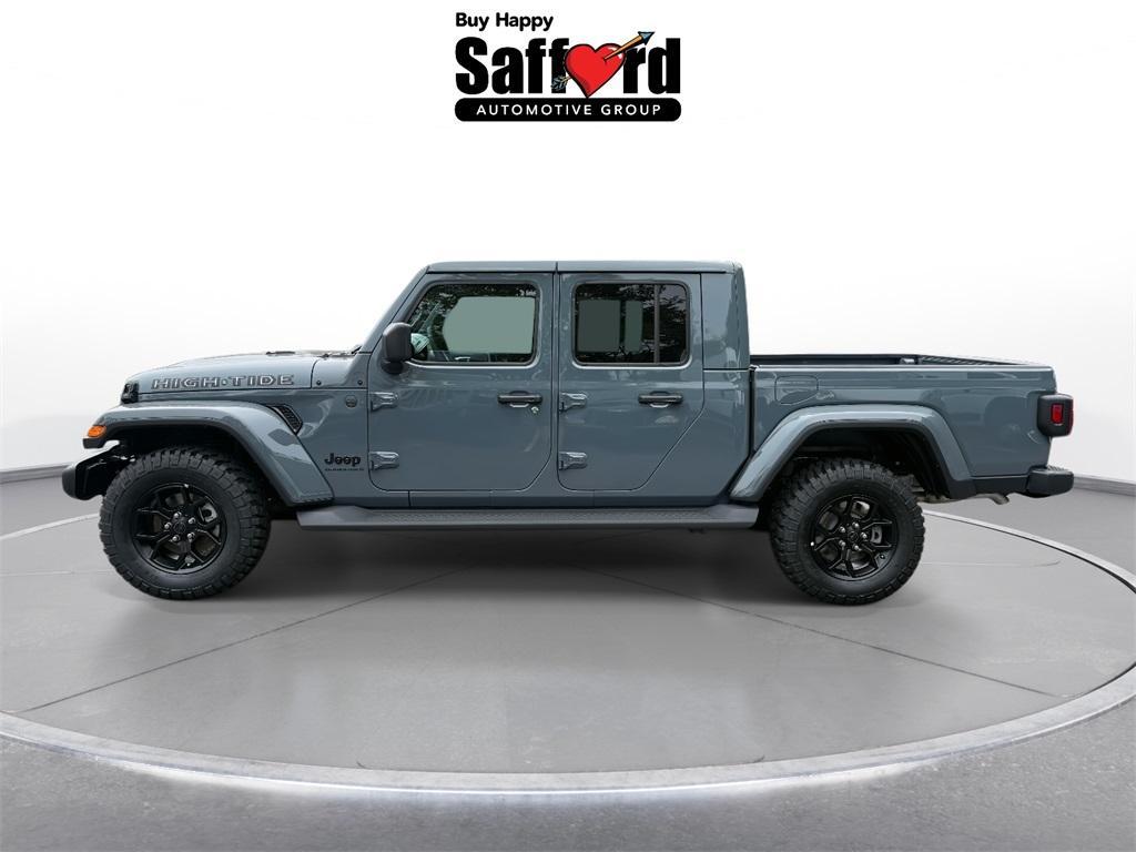 new 2025 Jeep Gladiator car, priced at $41,064