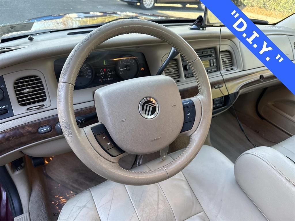 used 2006 Mercury Grand Marquis car, priced at $4,479