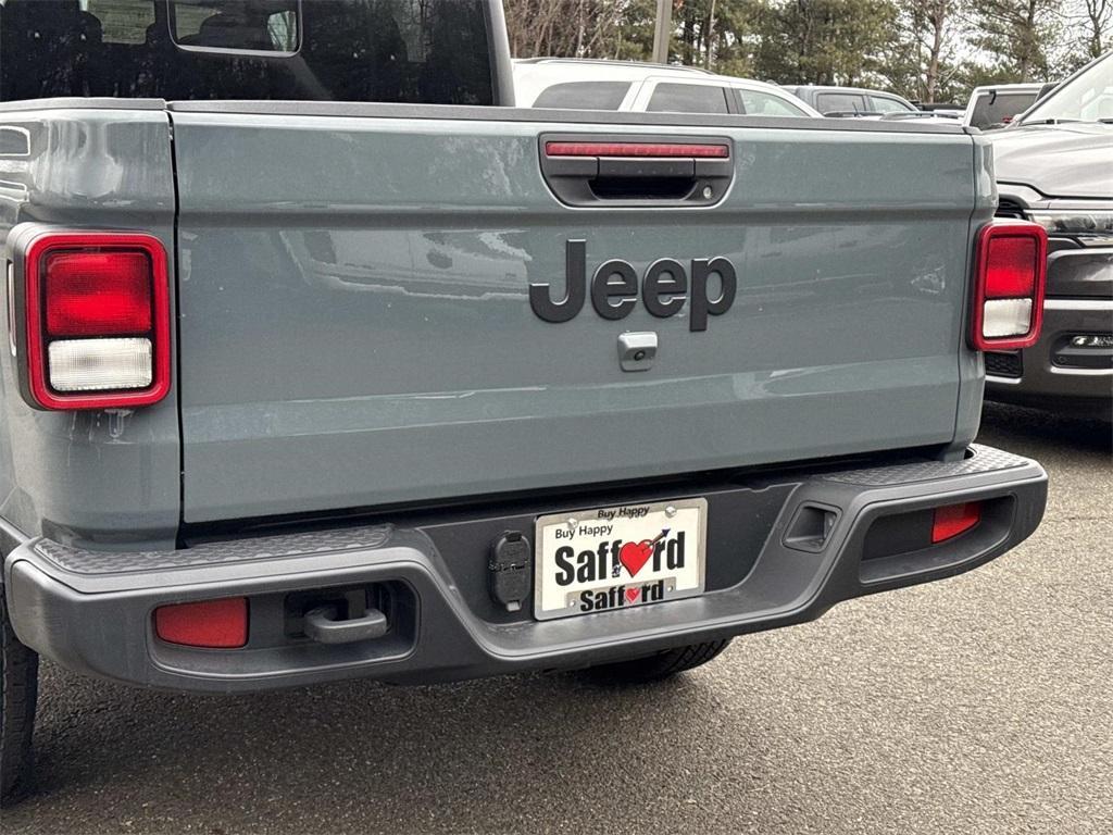 new 2026 Jeep Gladiator car, priced at $45,115