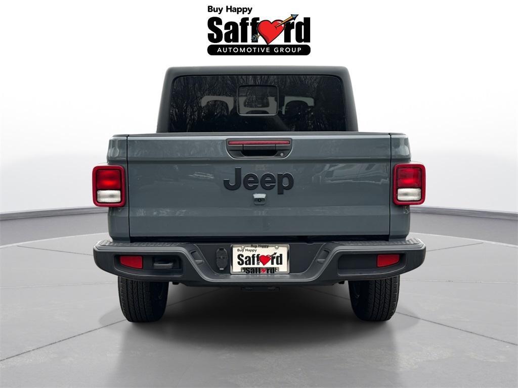 new 2026 Jeep Gladiator car, priced at $45,115