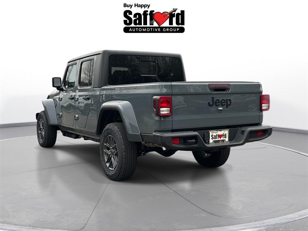 new 2026 Jeep Gladiator car, priced at $45,115