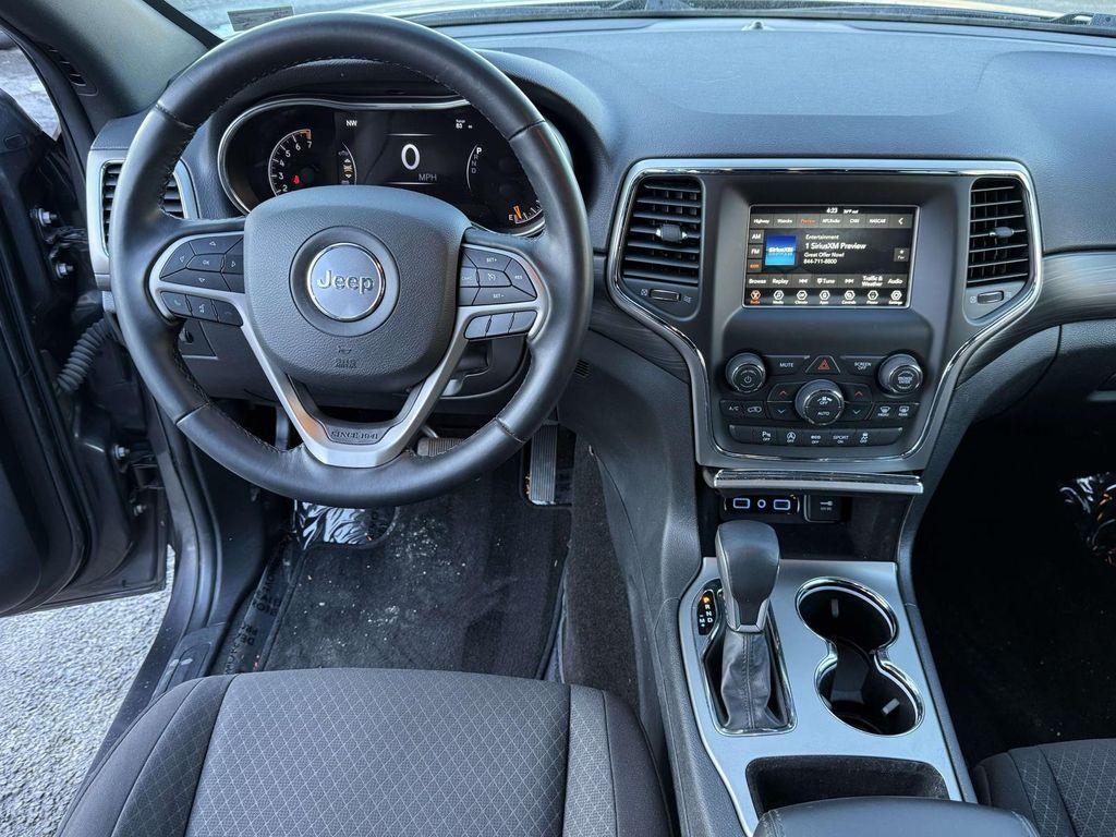 used 2021 Jeep Grand Cherokee car, priced at $20,000