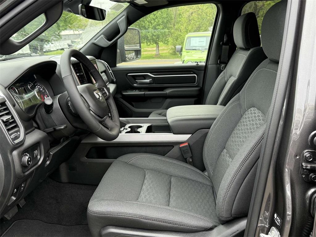 new 2025 Ram 1500 car, priced at $44,092