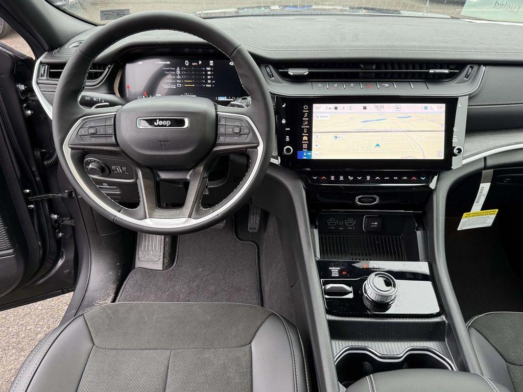 new 2026 Jeep Grand Cherokee car, priced at $43,898
