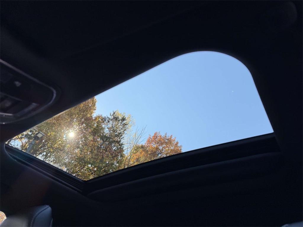 new 2025 Jeep Grand Cherokee car, priced at $39,205