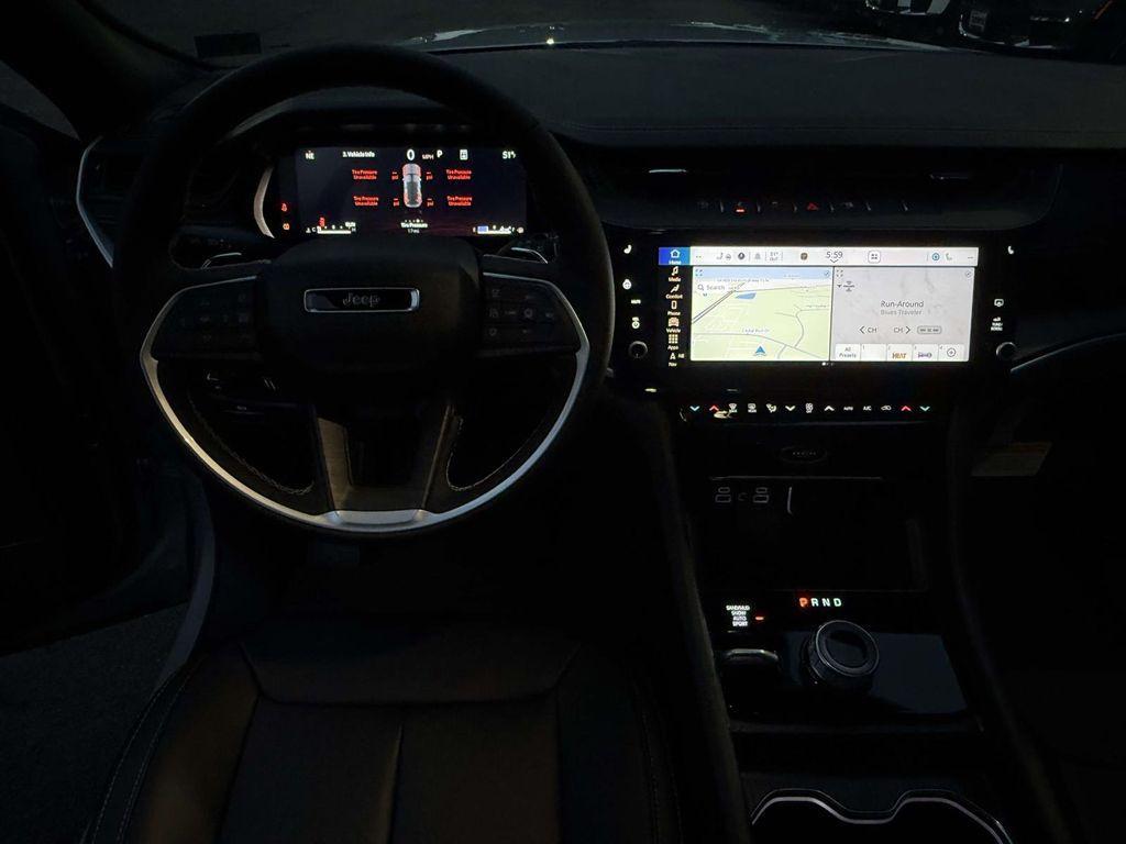 new 2026 Jeep Grand Cherokee car, priced at $44,181