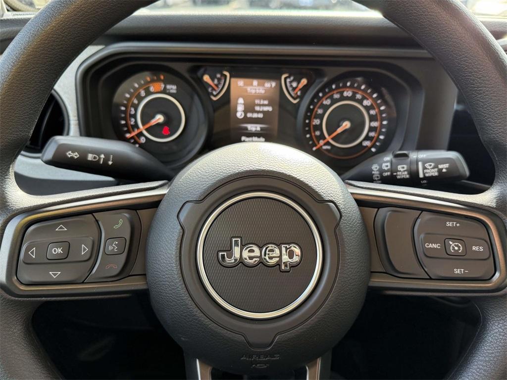 new 2026 Jeep Wrangler car, priced at $39,370