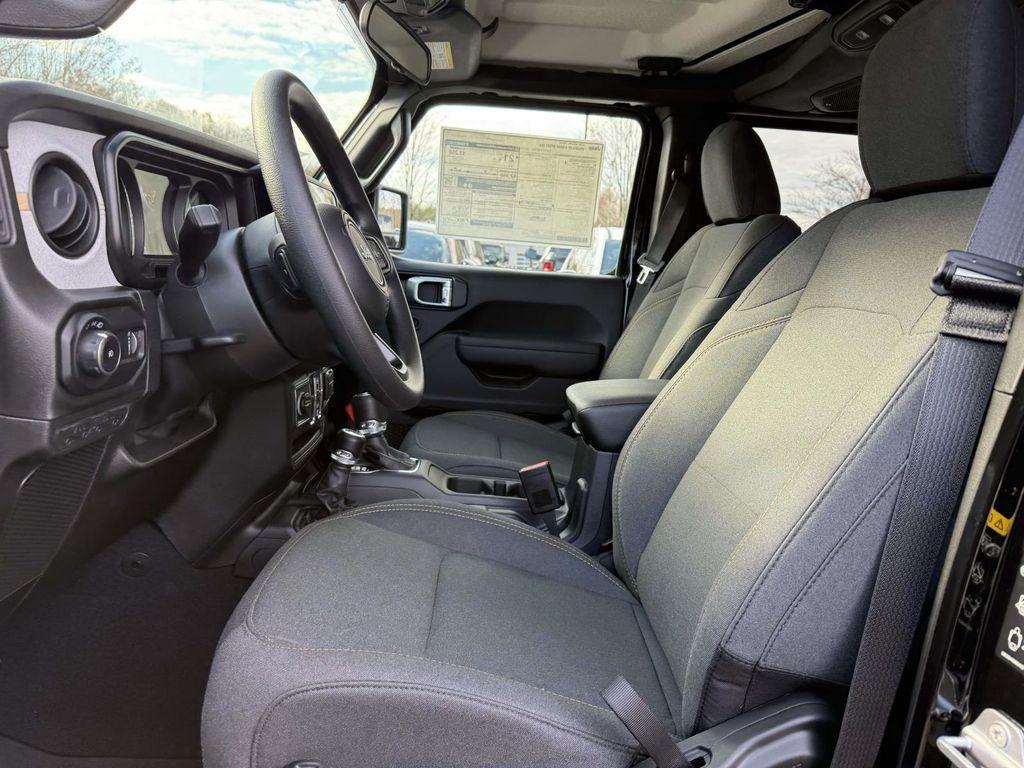 new 2026 Jeep Wrangler car, priced at $39,370