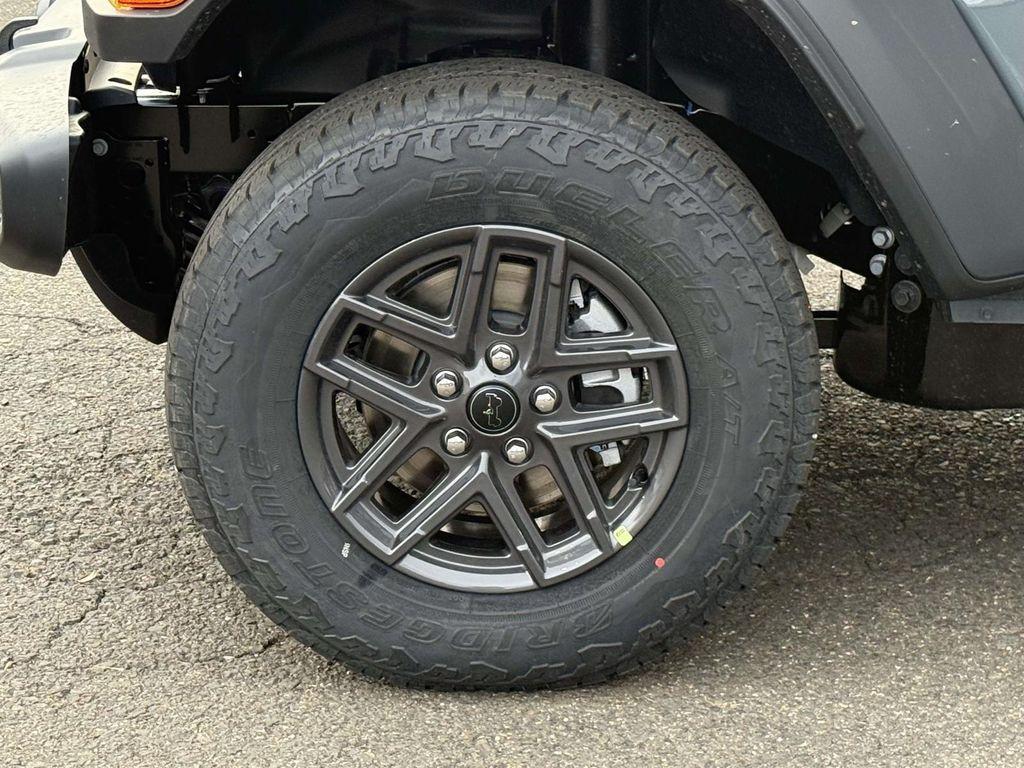 new 2026 Jeep Gladiator car, priced at $42,159