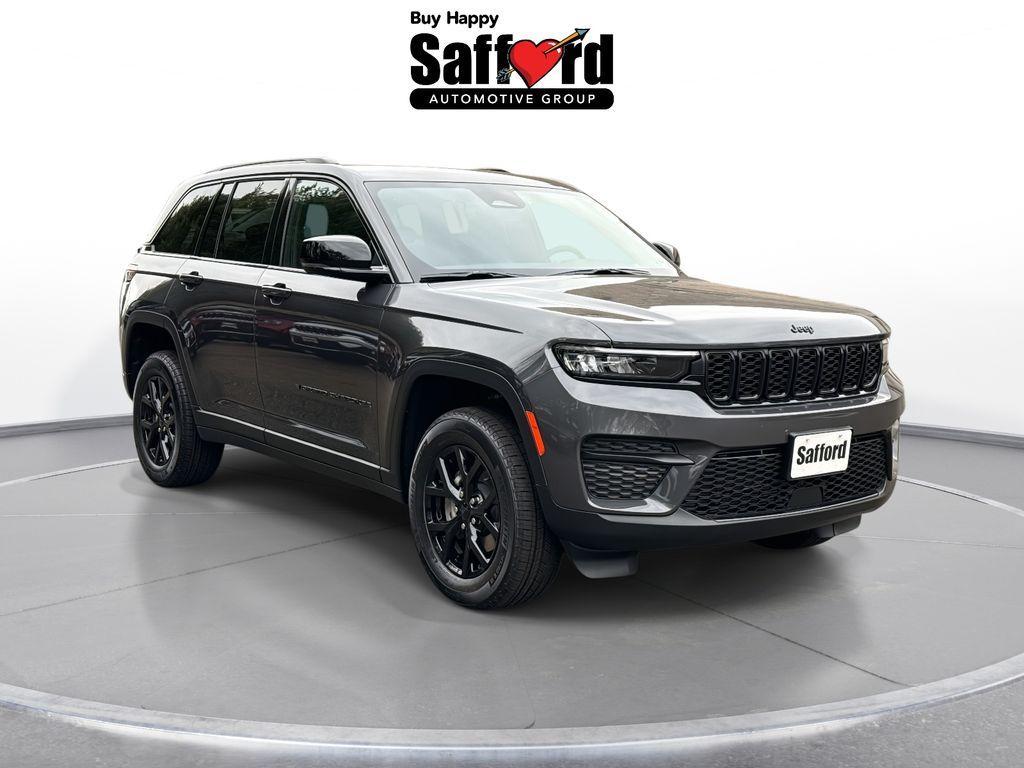 new 2025 Jeep Grand Cherokee car, priced at $38,205