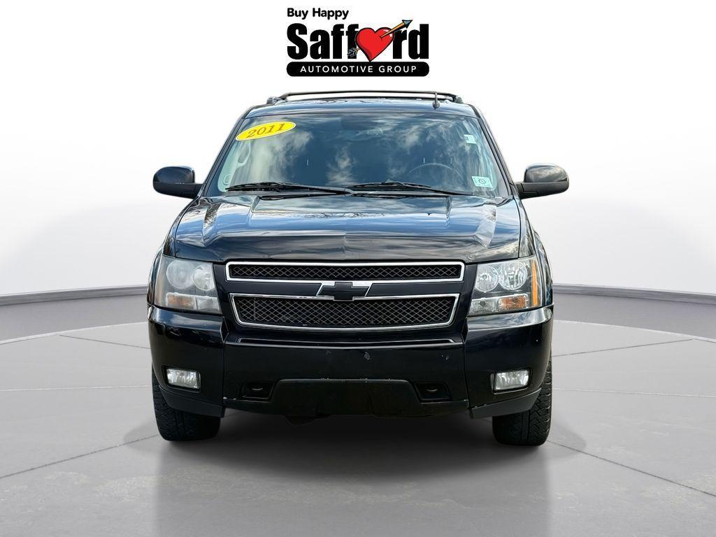 used 2011 Chevrolet Suburban car, priced at $5,000