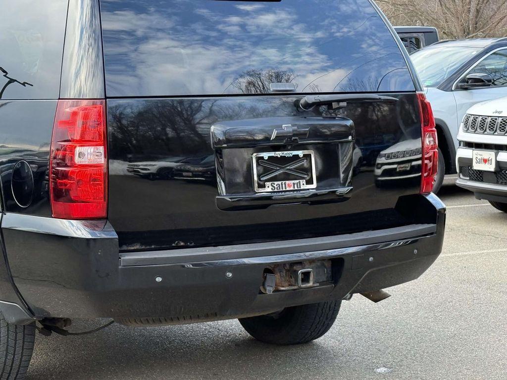 used 2011 Chevrolet Suburban car, priced at $5,000