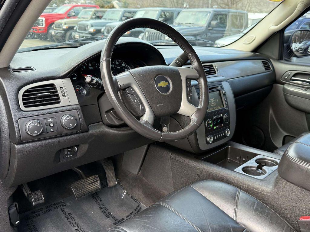 used 2011 Chevrolet Suburban car, priced at $5,000