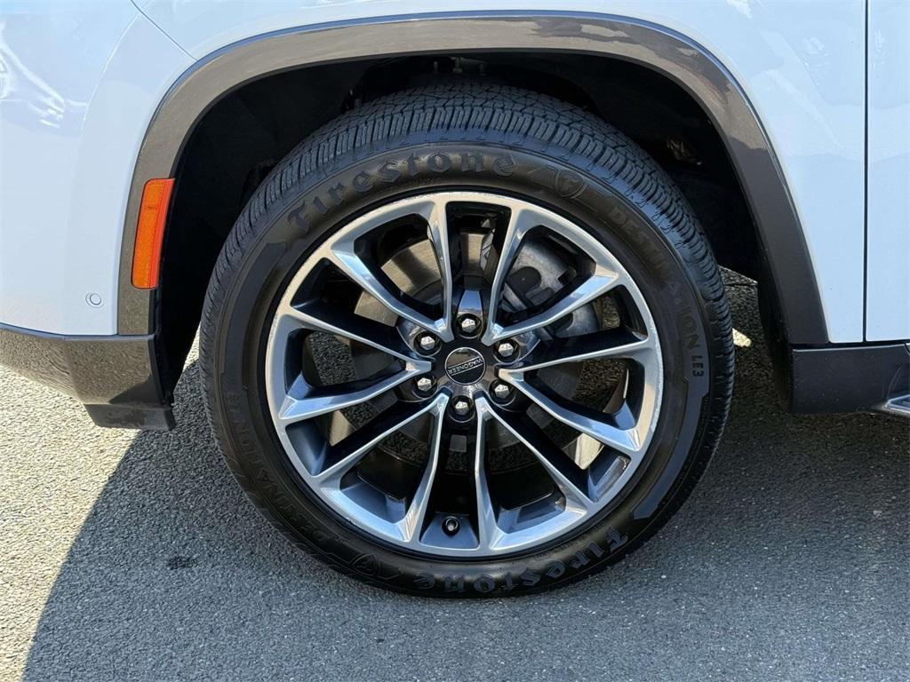 used 2022 Jeep Wagoneer car, priced at $42,265